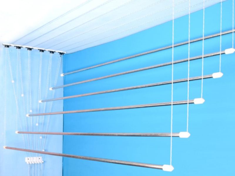 Cloth drying roof pulley hanger outlet